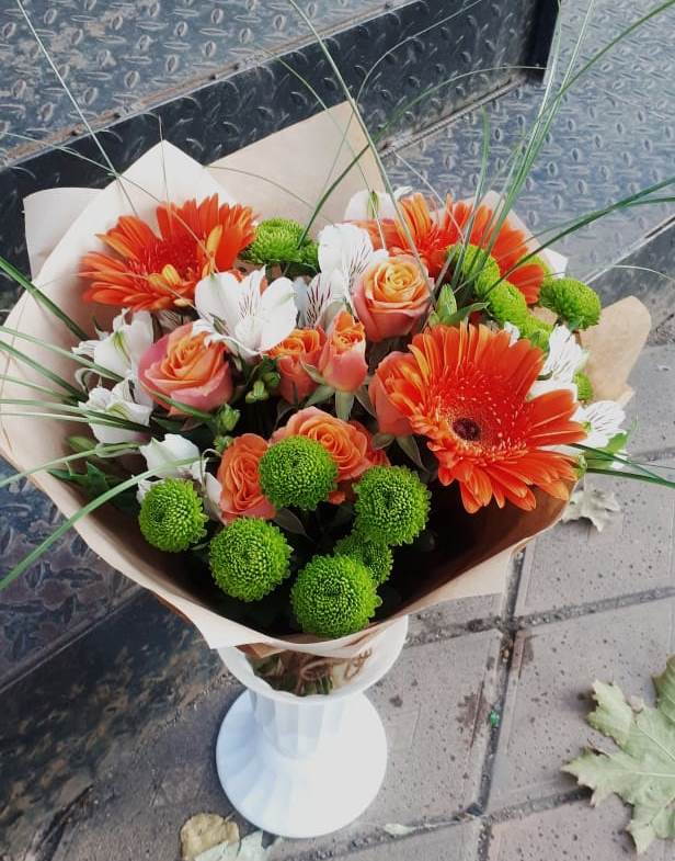 Букет цветов из: Герберы, Хризантемы, Альстромерии и Розы во Фрязино