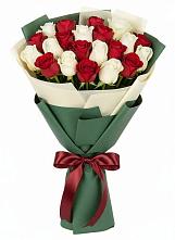 Букет Микс из красных и белых роз #REPLACE_PRED# Фрязино