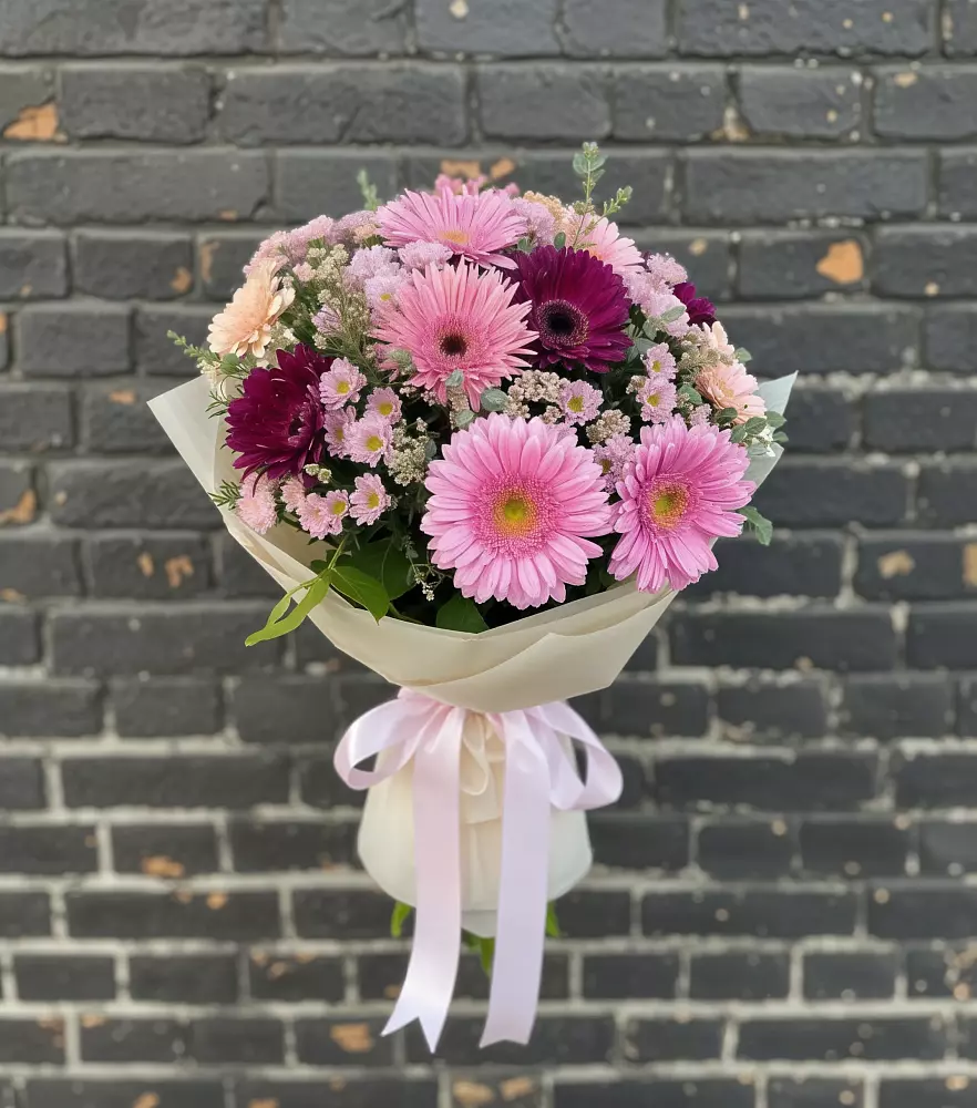 Букет цветов из: Герберы и Хризантемы во Фрязино