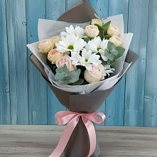 Букет цветов из:  Хризантемы и Розы во Фрязино