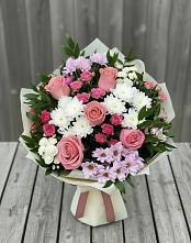 Букет цветов из:  Альстромерии, Гвоздики, Розы и Хризантемы во Фрязино