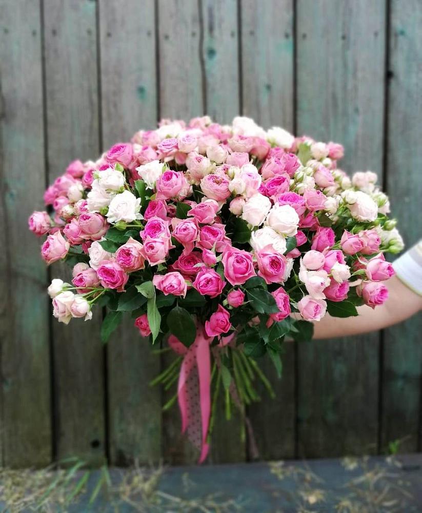 Букет Розовые кустовые розы Натали и Лав Лидия во Фрязино